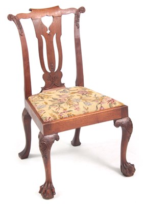 Lot 987 - AN EARLY 18TH CENTURY IRISH STYLE WALNUT...