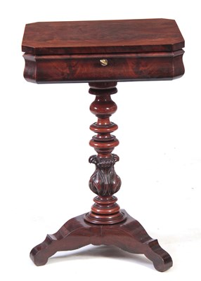 Lot 525 - A 19TH CENTURY FRENCH BIEDERMEIER FLAME...