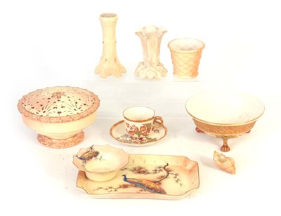 Lot 45 - A QUANTITY OF VARIOUS WORCESTER PORCELAIN...