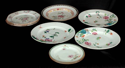 Lot 126 - THREE 18TH CENTURY CHINESE EXPORT PLATES...