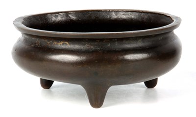 Lot 180 - AN EARLY CHINESE BRONZE CENSER WITH MING FOUR...