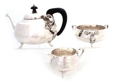 Lot 300 - A GEORGE V ART NOUVEAU STYLE THREE-PIECE...