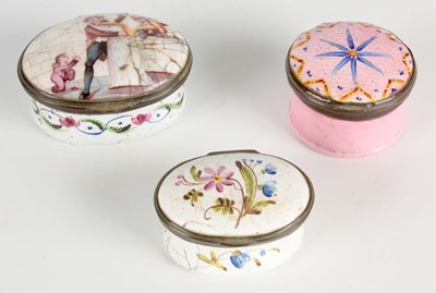 Lot 429 - A LATE 18TH CENTURY SOUTH STAFFORDSHIRE ENAMEL...