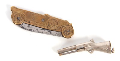 Lot 453 - AN EARLY BRASS MOTOR CAR PENKNIFE with folding...