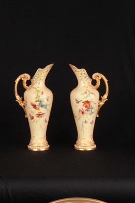 Lot 64 - A STYLISH PAIR OF ROYAL WORCESTER BLUSHED...