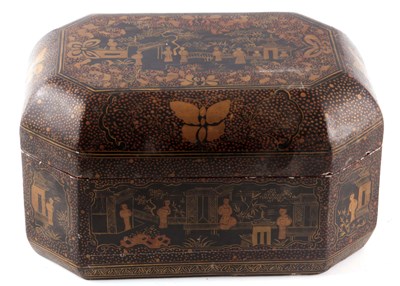 Lot 155 - A 19TH CENTURY CHINESE LACQUERED LIDDED BOX...