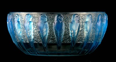 Lot 19 - R. LALIQUE, FRANCE A 20TH CENTURY OPALESCENT...