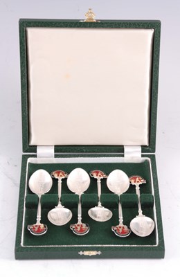 Lot 269 - AN ELIZABETH II CASED SET OF SIX SILVER AND...