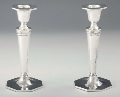 Lot 293 - A PAIR OF GEORGE V ADAM STYLE SILVER...