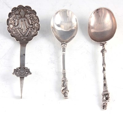 Lot 307 - AN 18TH CENTURY DUTCH FIGURAL SILVER SPOON...