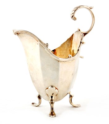 Lot 339 - A VICTORIAN SILVER MILK JUG BY SIBRAY, HALL &...