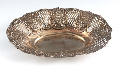 Lot 349 - A VICTORIAN SILVER PIERCED BASKET with...