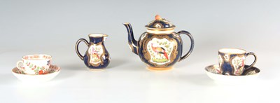 Lot 41 - A FIRST PERIOD WORCESTER TYPE THREE PIECE...