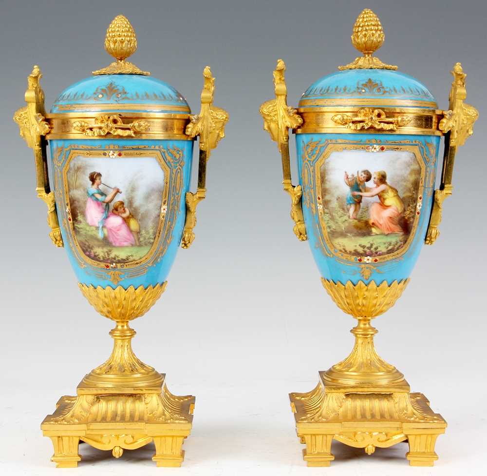 Lot 98 - A PAIR OF 19TH CENTURY FRENCH ORMOLU MOUNTED...