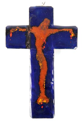 Lot 535 - AN UNUSUAL FRENCH ENAMEL CRUCIFIX SIMILAR TO...