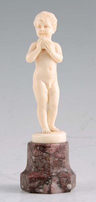 Lot 539 - FERDINAND PRIESS. AN ART DECO CARVED IVORY...