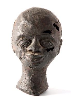 Lot 565 - A NIGERIAN BENIN BRONZE BUST OF AN AFRICAN MAN...