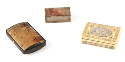 Lot 590 - A 19TH CENTURY ORIENTAL TORTOISESHELL CARD...