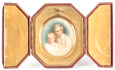 Lot 615 - A SIGNED EARLY 20TH CENTURY CASED PORTRAIT...