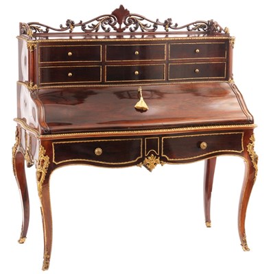 Lot 956 - A FINE 19th CENTURY FRENCH ROSEWOOD AND ORMOLU...