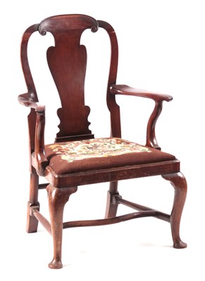 Lot 953 - AN EARLY 18TH CENTURY WALNUT OPEN ARMCHAIR...