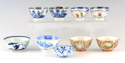 Lot 113 - A SELECTION OF CHINESE PORCELAIN BOWLS...