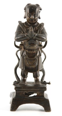 Lot 155 - A CHINESE MING DYNASTY PATINATED BRONZE...