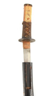 Lot 171 - AN EARLY JAPANESE TANTO with steel...