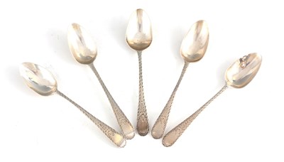 Lot 291 - A SET OF FIVE GEORGE III SILVER TEASPOONS -...