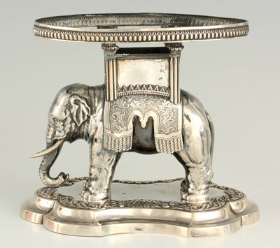 Lot 353 - A 19TH CENTURY EUROPEAN SILVER CENTREPIECE...