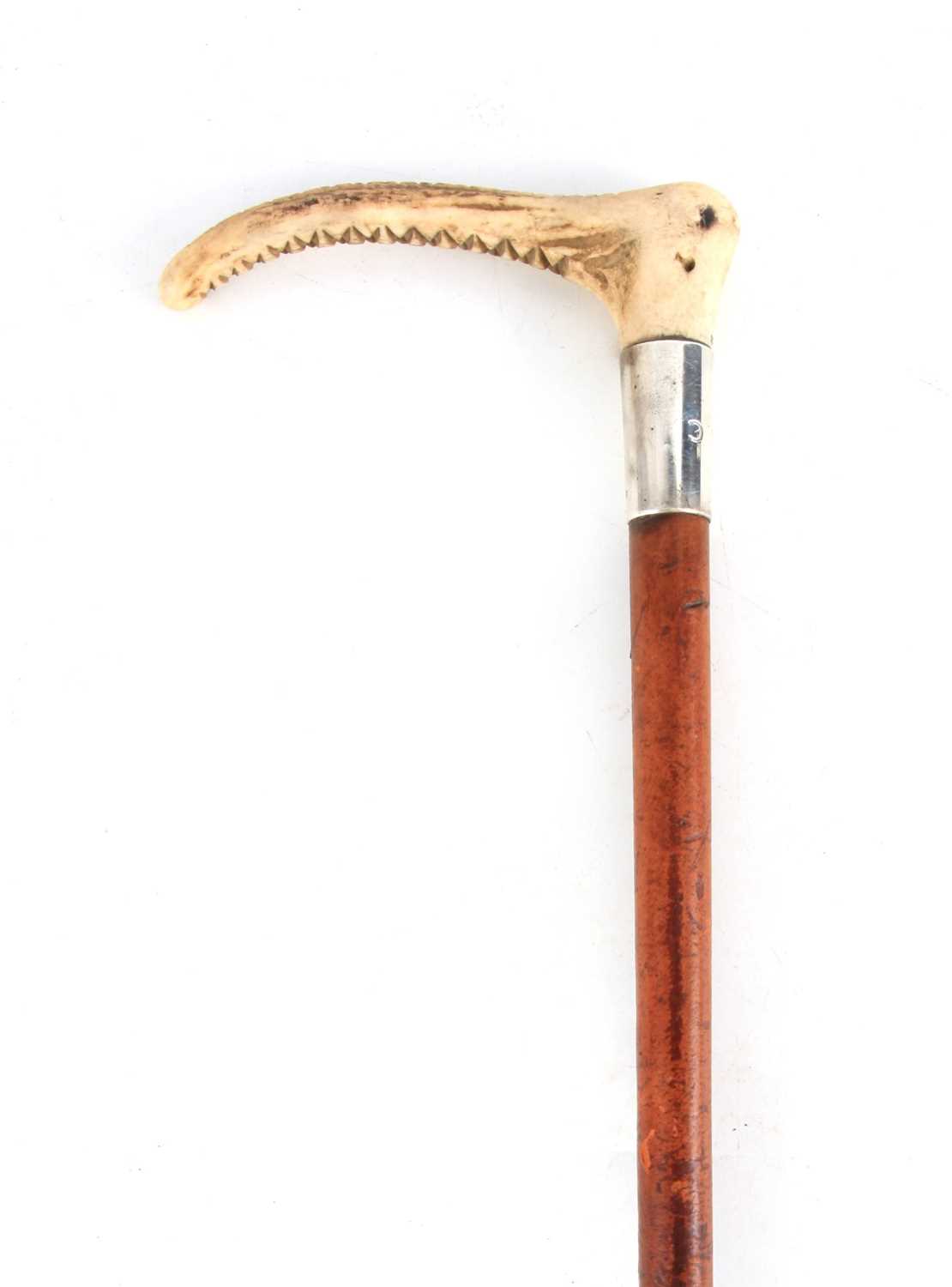 Regency Riding Crop Lot 434 - A 19TH CENTURY RIDING CROP BY BRIGG with