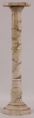 Lot 584 - A LATE 19th/EARLY 20th CENTURY MARBLE COLUMN...