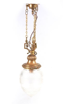 Lot 496 - AN EARLY 20TH CENTURY GILT BRASS HANGING LIGHT...