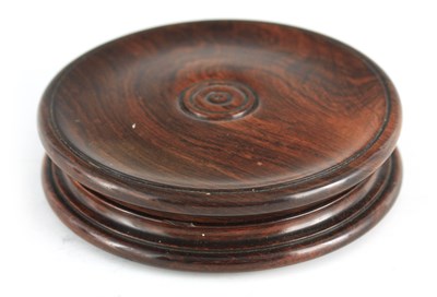 Lot 592 - A 19TH CENTURY ROSEWOOD TURNED TABLE SNUFF BOX...