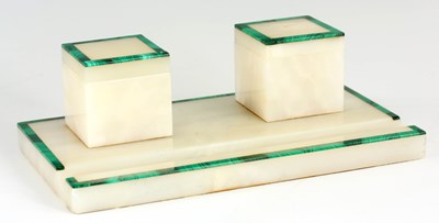 Lot 616 - A STYLISH ART DECCO ONYX AND MALACHITE...