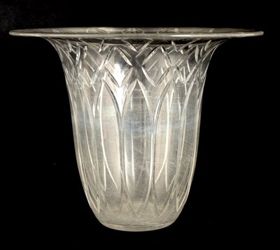 Lot 10 - AN EARLY 20TH CENTURY BACCARAT CLEAR GLASS...