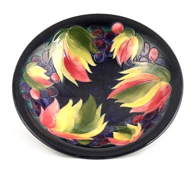 Lot 156 - A 1930S/40S MOORCROFT SHALLOW DISH tube lined...