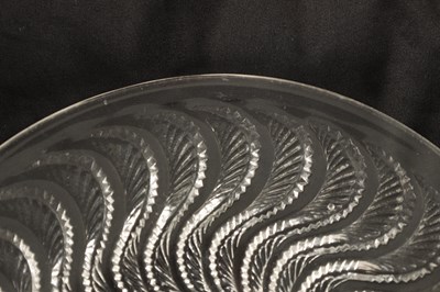 Lot 19 - AN R LALIQUE FRANCE "ACTINIA" CLEAR GLASS...