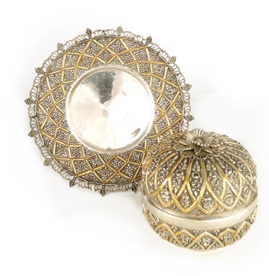 Lot 382 - A 19TH CENTURY SILVER GILT LIDDED BOWL ON...