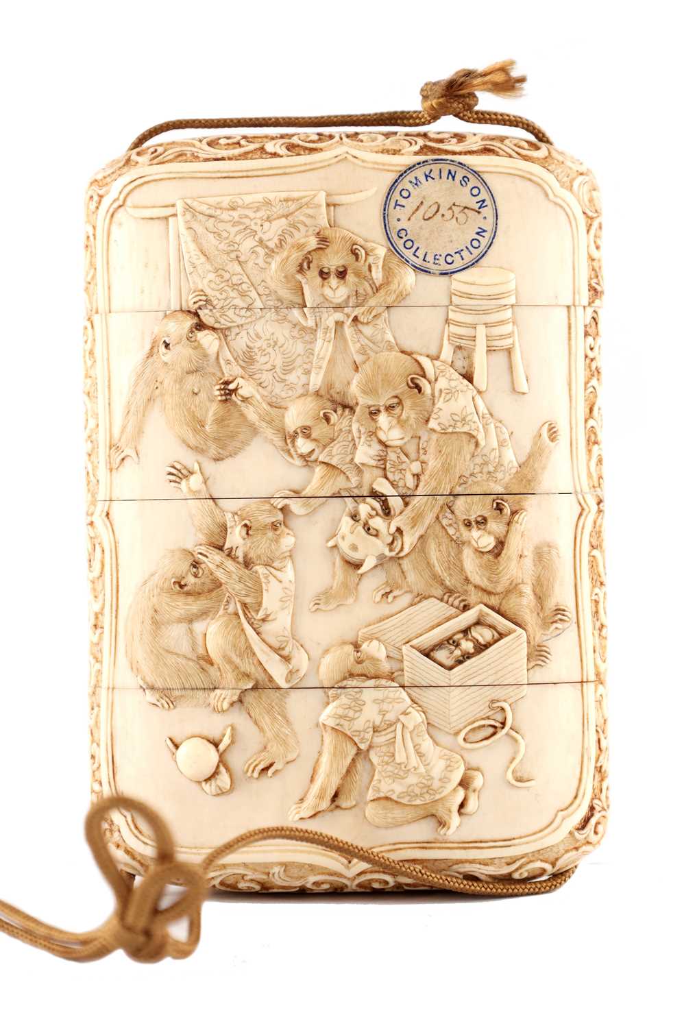 Lot 421 - A BEAUTIFULLY CARVED JAPANESE IVORY INRO