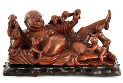 Lot 469 - A FINELY CARVED 19TH CENTURY CHINESE HARDWOOD...