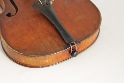 Lot 570 - A GOOD QUALITY 19TH CENTURY VIOLIN LABELLED...