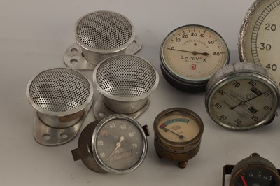 Lot 596 - A COLLECTION OF VINTAGE CAR ODOMETERS to...