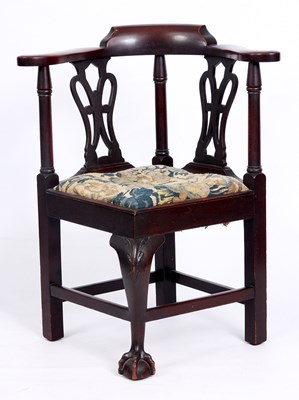 Lot 850 - A 19TH CENTURY CHIPPENDALE STYLE MAHOGANY...