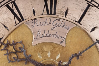 Lot 854 - RICHARD GILKES, ADDERBURY. AN EARLY 18TH CENTURY HOOK AND SPIKE WALL CLOCK