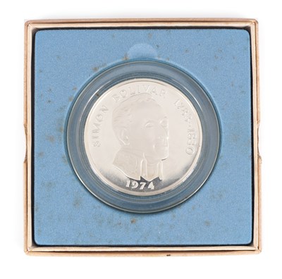 Lot 321 - A 1974 SOLID SILVER PANAMA 20 BALBOAS COIN