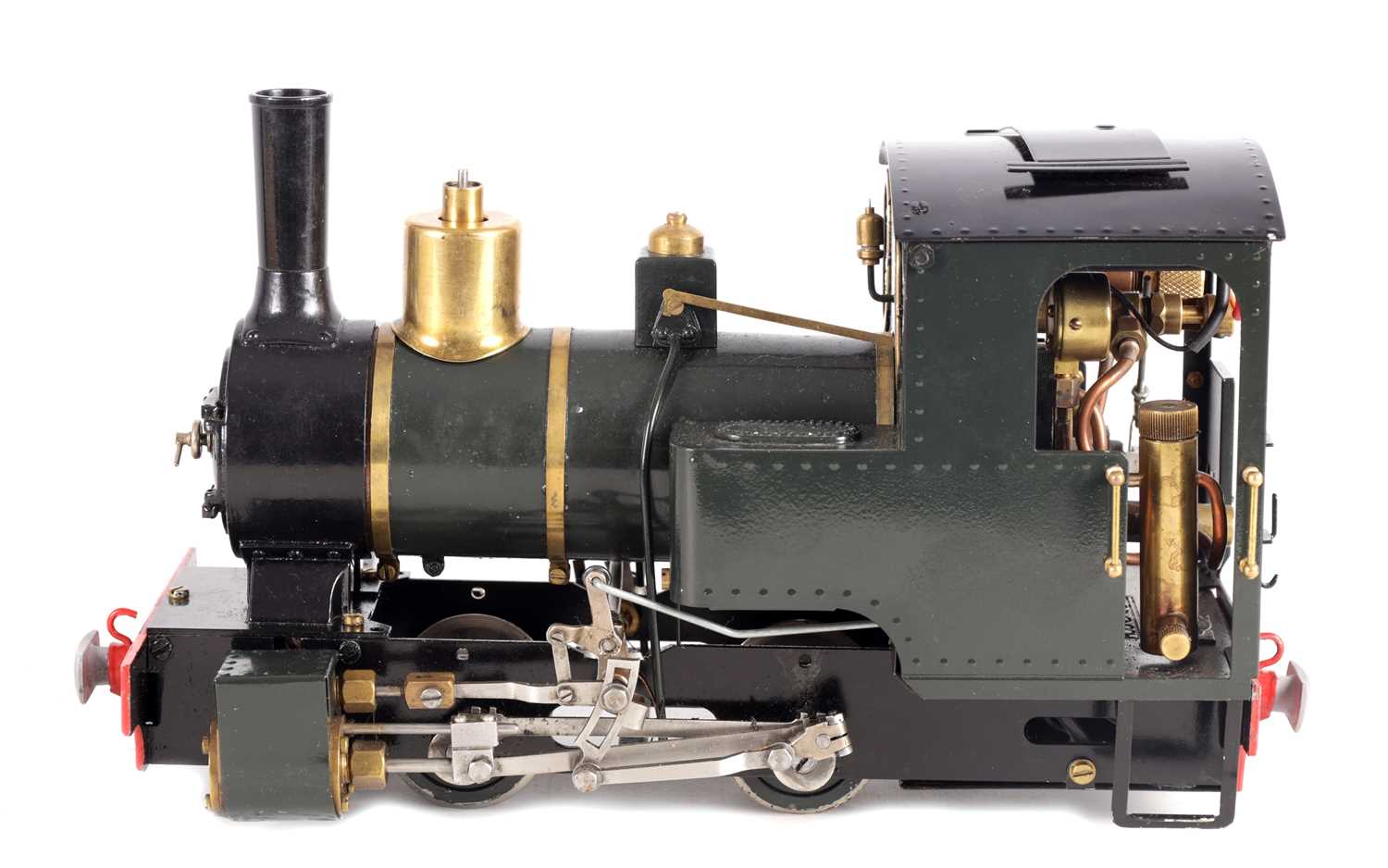 Lot 483 - AN 0 GAUGE LIVE STEAM MODEL 0-4-0 LOCOMOTIVE