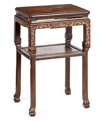 Lot 124 - A 19TH CHINESE LACQUERED SIDE TABLE