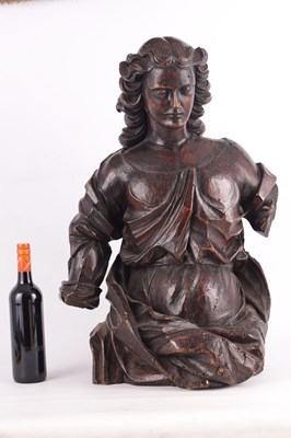 Lot 658 - A 17TH/18TH CENTURY CARVED FRUITWOOD FIGURE
