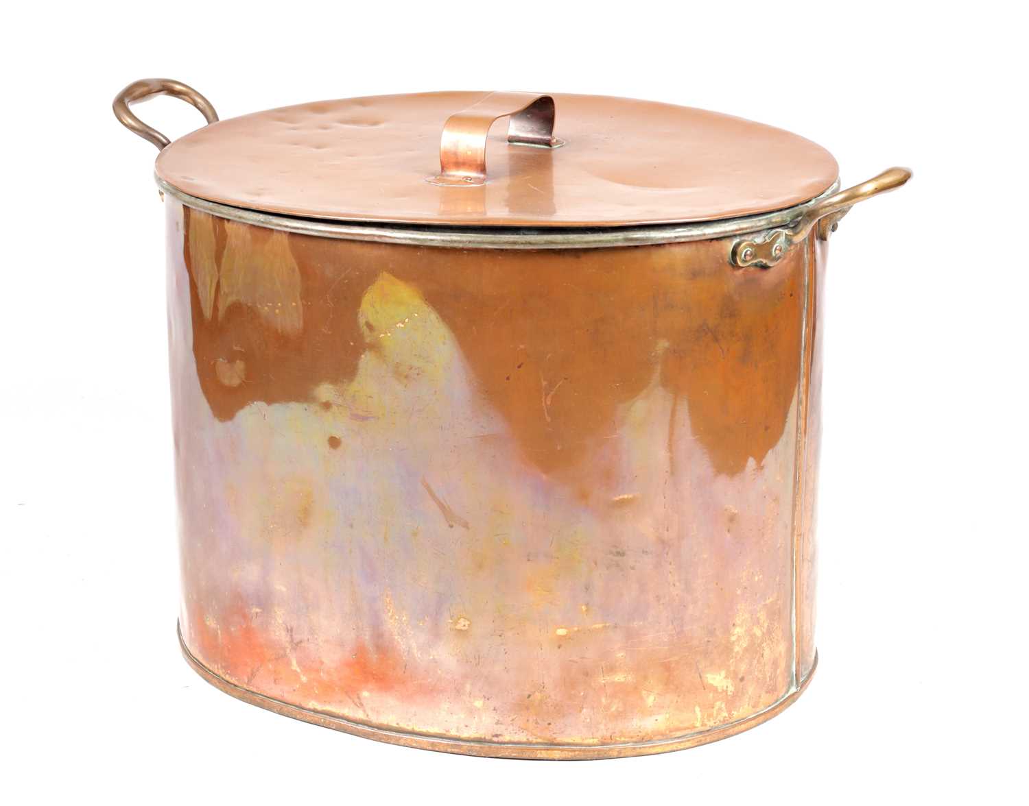Lot 523 - A LARGE LATE 19TH CENTURY COPPER LIDDED COOKING POT